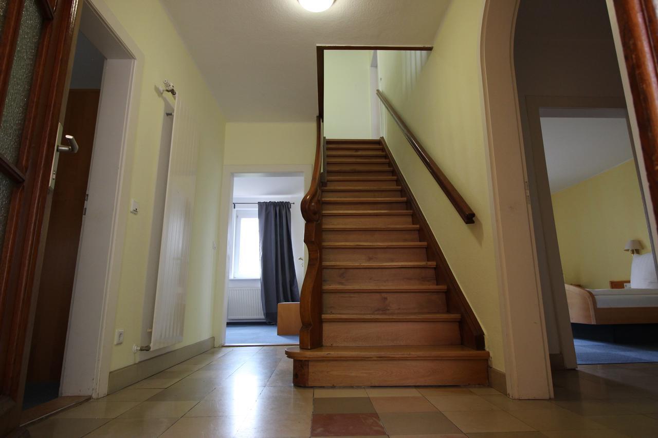 Hotel Berghof Albersweiler Luaran gambar